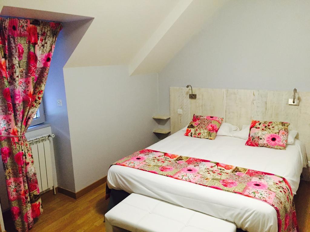Hotel & Spa Rodier Campagnac  Ruang foto