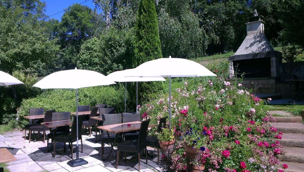 Hotel & Spa Rodier Campagnac  Bagian luar foto