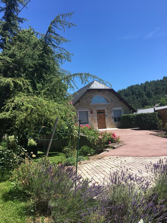 Hotel & Spa Rodier Campagnac  Bagian luar foto