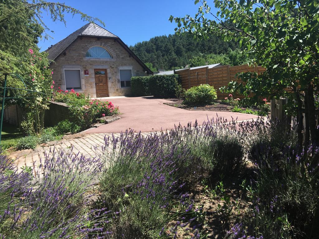 Hotel & Spa Rodier Campagnac  Bagian luar foto